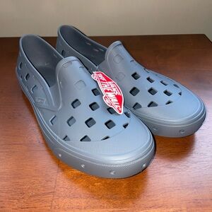 Vans Trek Slip ons Pewter